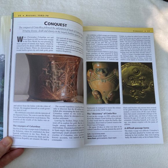 Insight Guides - Costa Rica Guidebook Travel Book - Picture 7 of 14